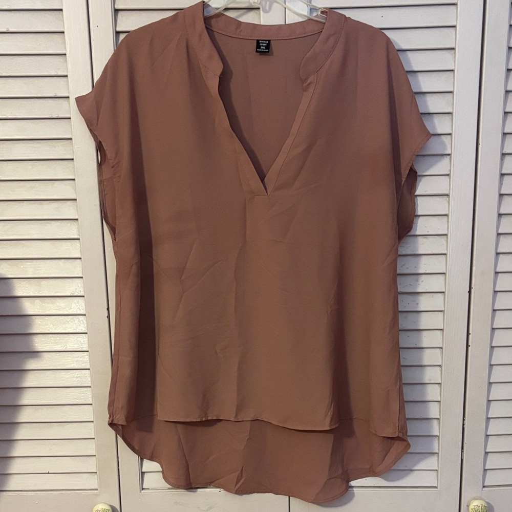 SHEIN V-Neck Blouse